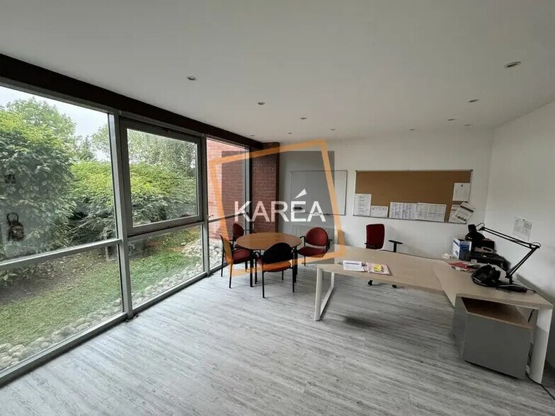 Bureau dans Magny-le-Hongre à louer - Photo intérieure – Image 3 sur 5