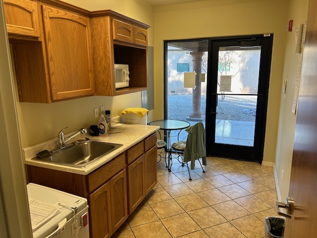 2851 S Avenue B, Yuma, AZ à louer - Photo de l’immeuble – Image 2 sur 18
