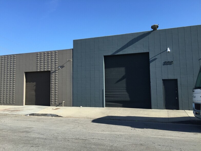 322 W 131st St, Los Angeles, CA à vendre - Photo de l’immeuble – Image 3 sur 10