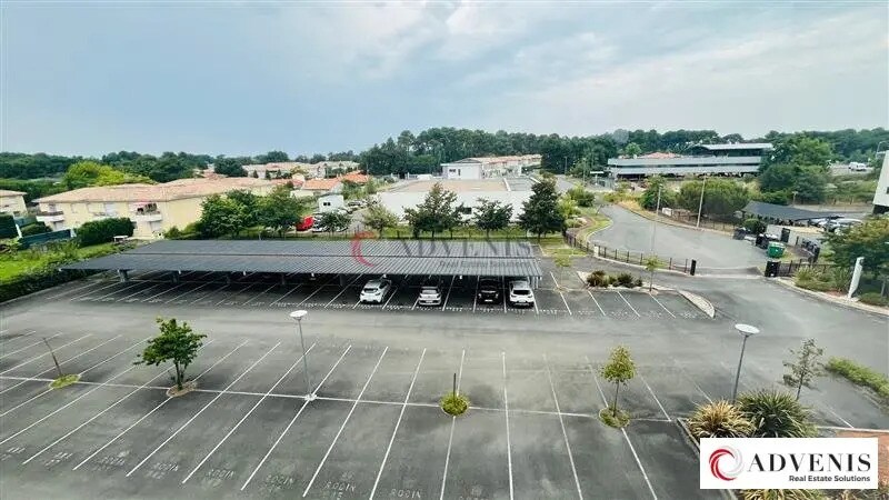 Bureau dans Mérignac à louer - Photo de l’immeuble – Image 3 sur 10