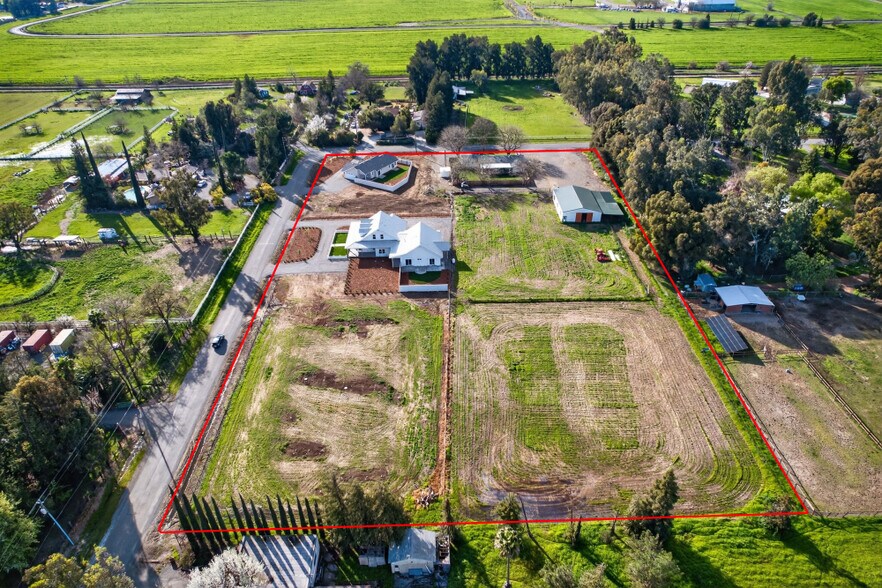 25265 Carlsbad Ave, Davis, CA à vendre - Photo de l’immeuble – Image 3 sur 62