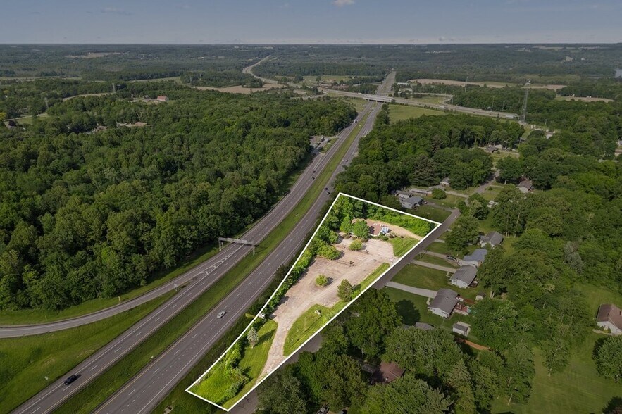 2461 Emma Ln, Mansfield, OH à vendre - Aérien – Image 2 sur 8