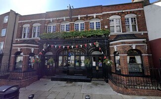 Plus de détails pour 22 The Village, Londres - Local commercial à louer