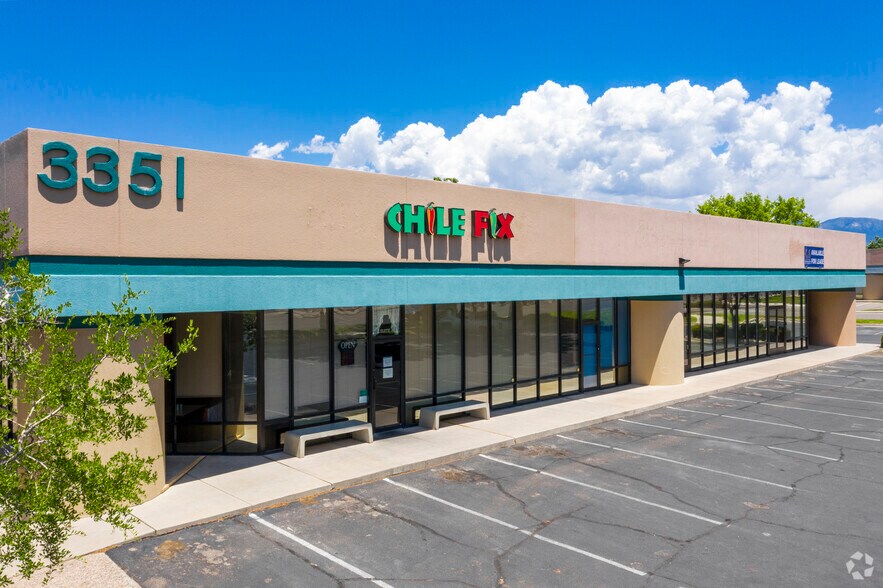 3351 Candelaria Rd NE, Albuquerque, NM à louer - Photo de l’immeuble – Image 2 sur 4