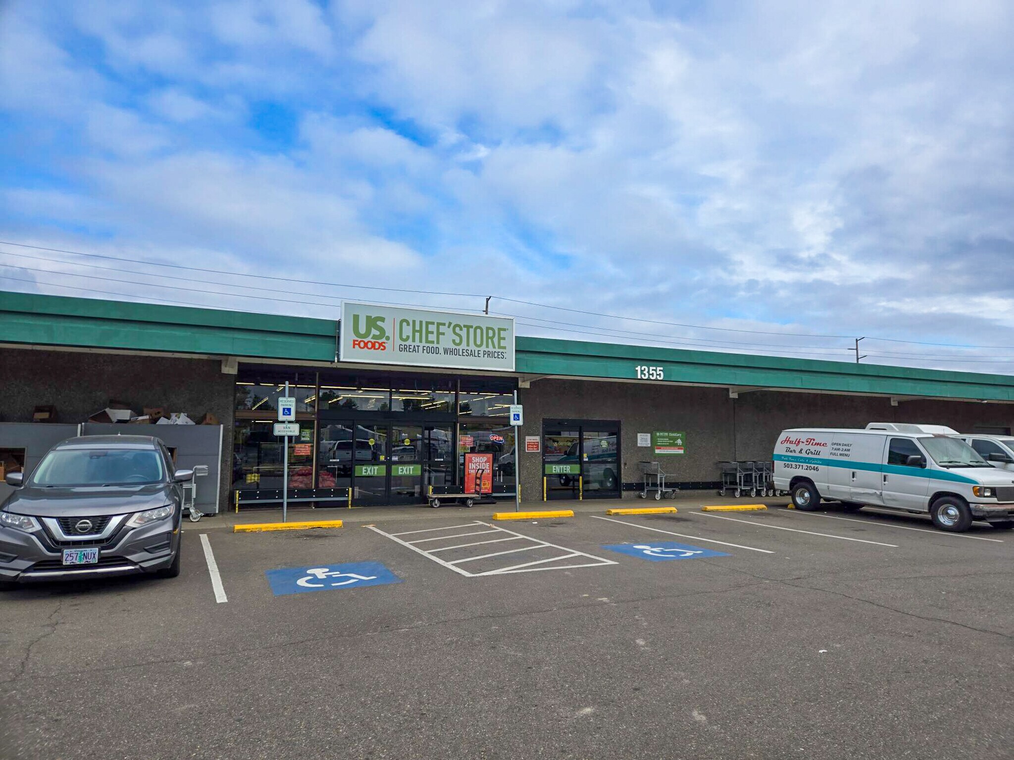 1355 Salem Industrial Dr NE, Salem, OR à vendre Photo de l’immeuble– Image 1 sur 10
