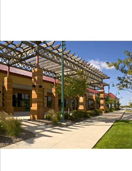 13351 Mission Rd, Leawood, KS à louer - Photo de l’immeuble – Image 2 sur 5