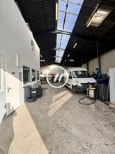 Local d'activités dans Persan à vendre Photo intérieure– Image 1 sur 28