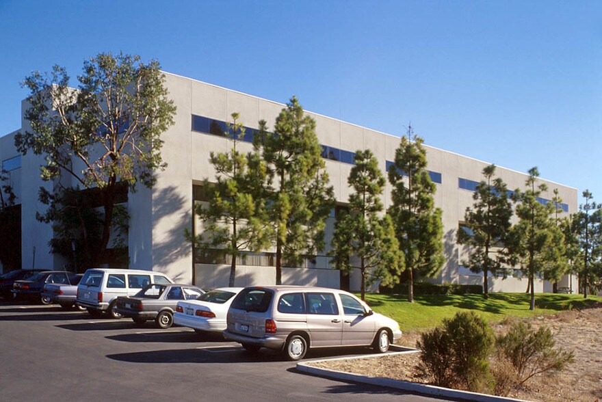 752 Medical Center Ct, Chula Vista, CA à louer - Photo de l’immeuble – Image 3 sur 7