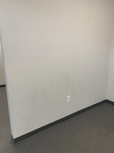 3693 Clairmont Rd, Chamblee, GA à louer Photo intérieure– Image 2 sur 5