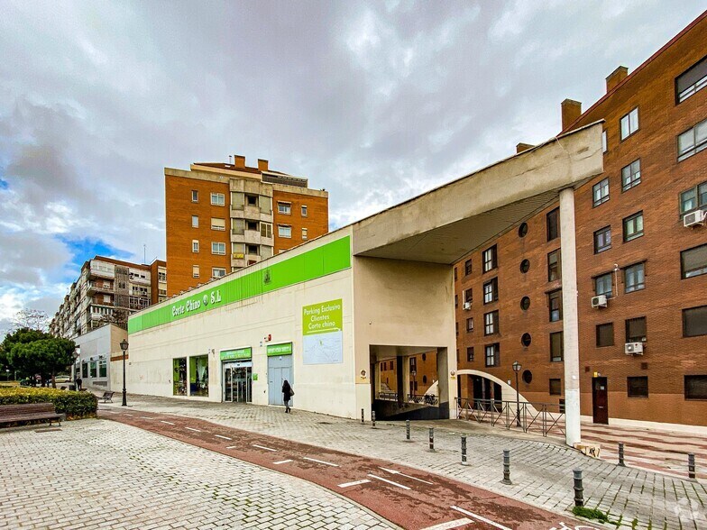 Calle la Iglesia, 15, Alcorcón, Madrid à louer - Photo de l’immeuble – Image 2 sur 7