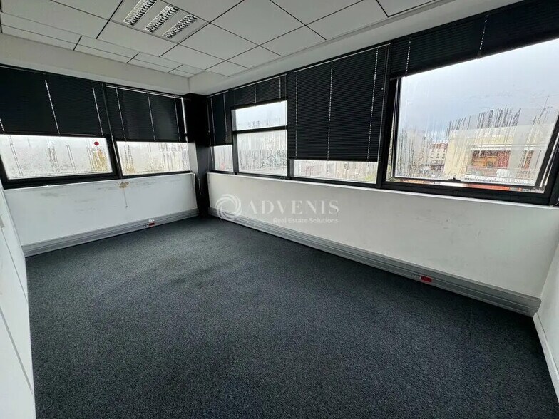 Bureau dans Chelles à louer - Photo intérieure – Image 3 sur 6