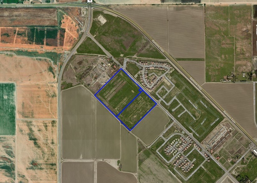 1870 N Ramona Blvd, San Jacinto, CA à vendre - Photo principale – Image 1 sur 4