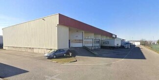 Plus de détails pour 15 Avenue De Montmartin, Corbas - Bureau, Local d'activités à louer