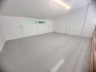Plus de détails pour Farleigh Rd, Bath - Industriel/Logistique à louer