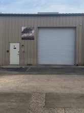 705 Live Oak St, Tarpon Springs, FL à louer Photo de l’immeuble– Image 2 sur 4