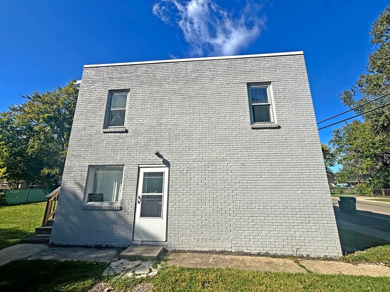 301 S Ottawa St, Joliet, IL à vendre - Photo de l’immeuble – Image 2 sur 10