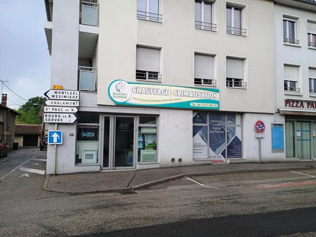 407 Grande Rue, Lent à louer Photo de l’immeuble– Image 1 sur 4