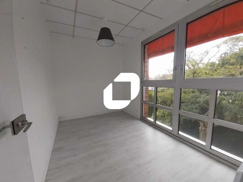 31 Avenue Du Manet, Montigny-le-Bretonneux à louer - Photo intérieure – Image 3 sur 10