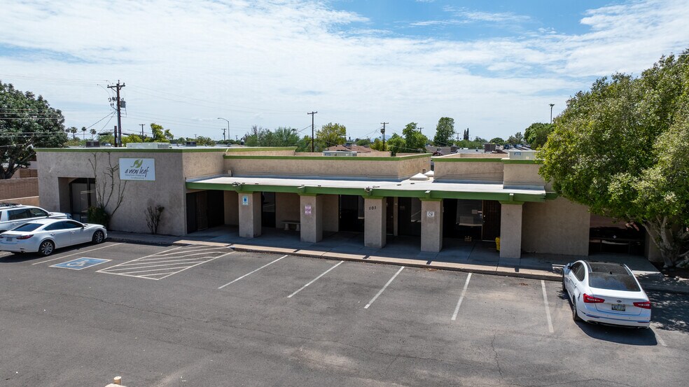 1655 E University Dr, Mesa, AZ à vendre - Photo de l’immeuble – Image 3 sur 3