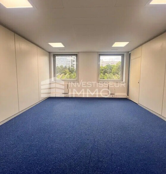 Bureau dans Courbevoie à louer - Photo de l’immeuble – Image 2 sur 12