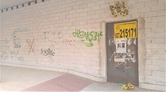 Plus de détails pour Local commercial à louer