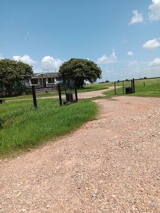 Plus de détails pour 490 Adcock Ranch Rd, Victoria, TX - Terrain à vendre