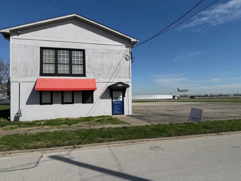 421 Wabasso Ave, Louisville, KY à louer - Photo de l’immeuble – Image 2 sur 5