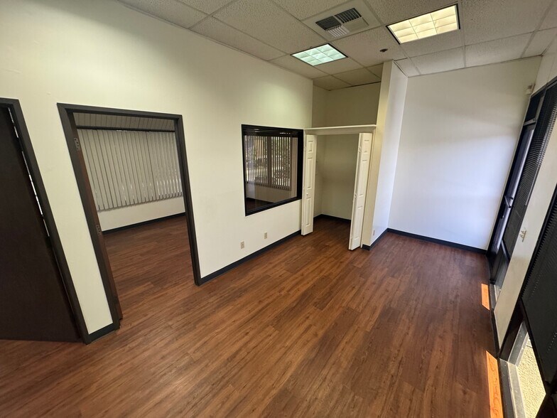 200 N Harbor Blvd, Anaheim, CA à louer - Photo de l’immeuble – Image 3 sur 16