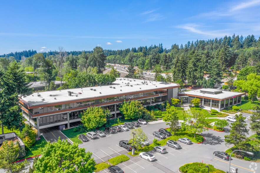 11201 Se 8th St, Bellevue, WA à louer - Photo de l’immeuble – Image 3 sur 4