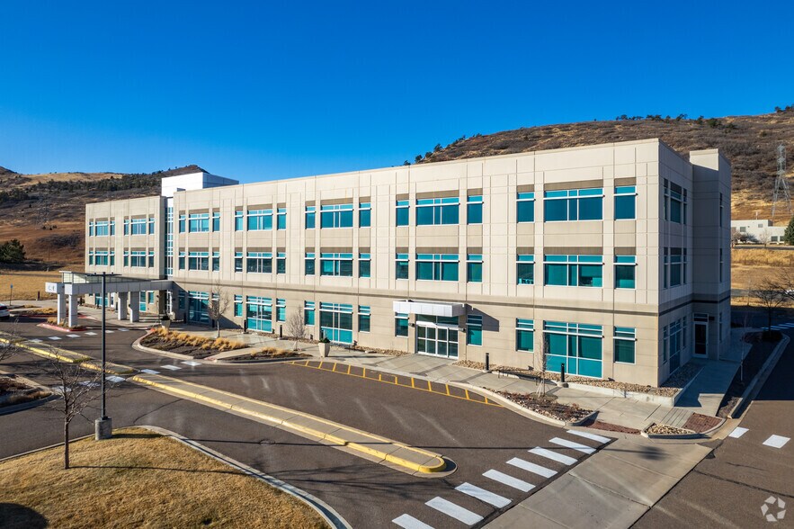 13402 W Coal Mine Ave, Littleton, CO à louer - Photo de l’immeuble – Image 3 sur 10