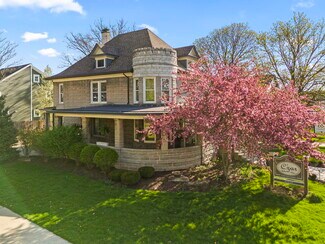 Plus de détails pour 237 W Jefferson Ave, Naperville, IL - Local commercial à vendre