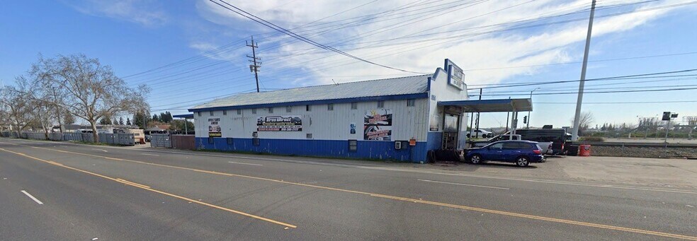 8354 Folsom Blvd, Sacramento, CA à vendre - Photo de l’immeuble – Image 3 sur 4