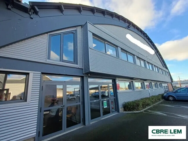 Plus de détails pour Bureau à louer