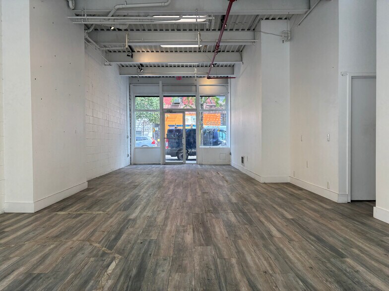 278 Grand St, Brooklyn, NY à louer - Photo intérieure – Image 2 sur 5