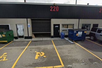 250 City Centre Ave, Ottawa, ON à louer Photo intérieure– Image 2 sur 6