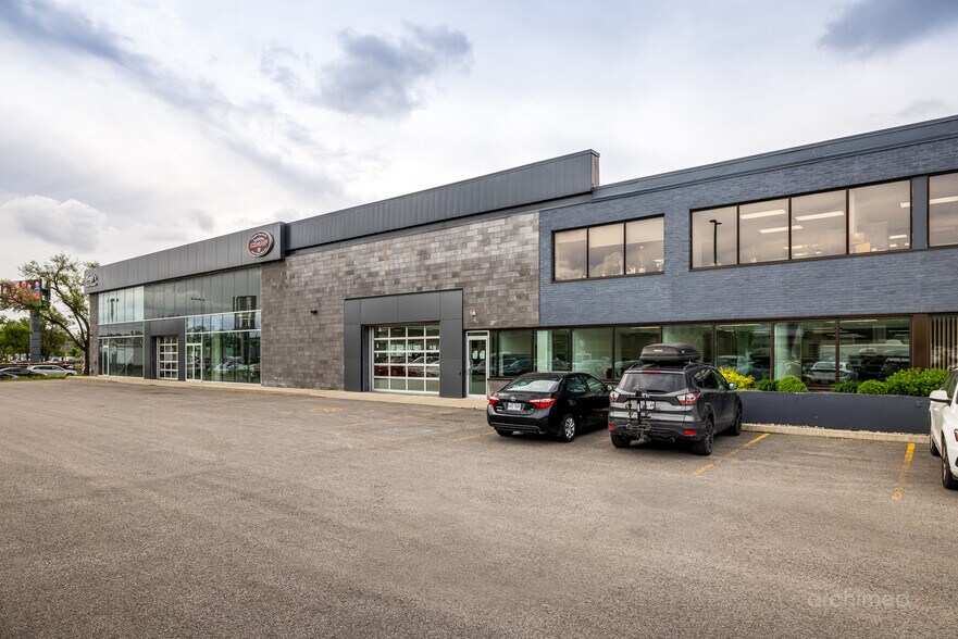 4475-4477 Boul. Métropolitain E., Saint-leonard, QC à vendre - Photo de l’immeuble – Image 1 sur 11