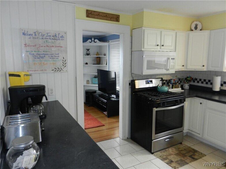 4904 Lake Shore Rd, Hamburg, NY à vendre - Photo intérieure – Image 3 sur 17
