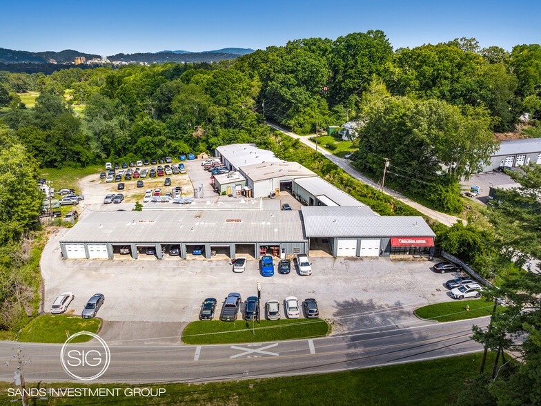 465 N Louisiana Ave, Asheville, NC à vendre - Photo principale – Image 1 sur 5