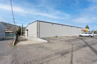 Plus de détails pour 1460 S State St, Ukiah, CA - Industriel/Logistique à louer