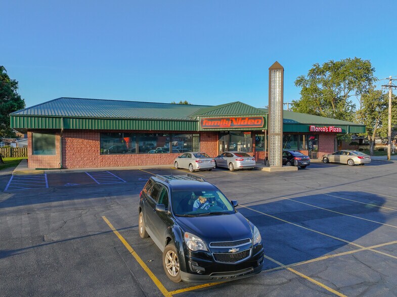 2939 45th St, Highland, IN à louer - Photo de l’immeuble – Image 2 sur 7