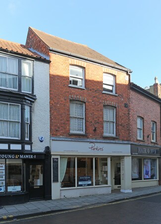 Plus de détails pour 7 Mercer Row, Louth - Local commercial à louer
