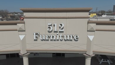 7115 Blanco Rd, San Antonio, TX à louer - Vidéo sur l’annonce professionnelle 