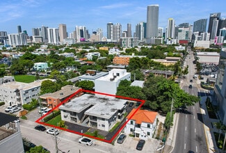 Plus de détails pour 635 SW 7th Ct, Miami, FL - Logement à vendre