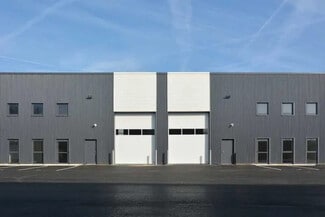 Plus de détails pour Bureau, Local d'activités à louer