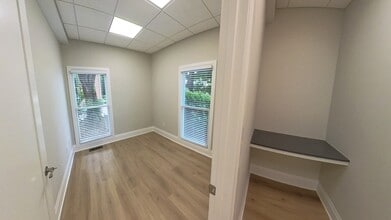 610 Colonial Park Dr, Roswell, GA à louer Photo intérieure– Image 2 sur 12