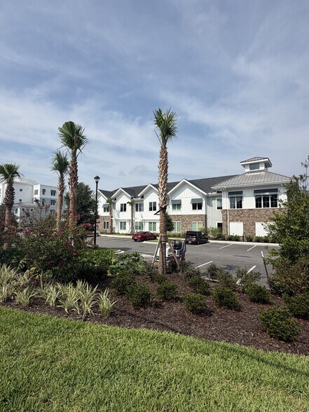 31 Birnam Oak Dr, Ponte Vedra Beach, FL à louer - Photo de l’immeuble – Image 3 sur 7