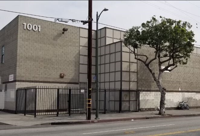 1001 E 7th St, Los Angeles, CA à louer - Photo de l’immeuble – Image 2 sur 25