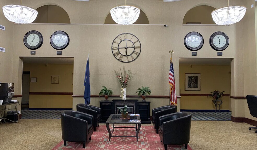 5805 W Kellogg Dr, Wichita, KS à vendre - Photo intérieure – Image 3 sur 31