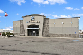 Plus de détails pour 1090 Cambridge Cir, Layton, UT - Local d'activités à louer