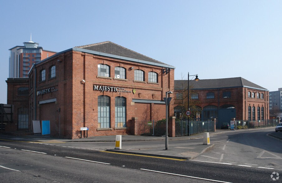 Graingers Way, Leeds à louer - Photo de l’immeuble – Image 2 sur 8